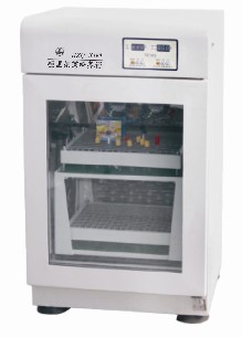 振蕩雙層培養(yǎng)箱