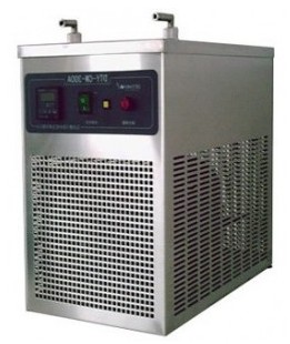 冷水機(jī)