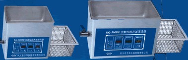 KQ系列臺(tái)式數(shù)控超聲波清洗器