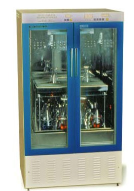 振蕩培養(yǎng)箱