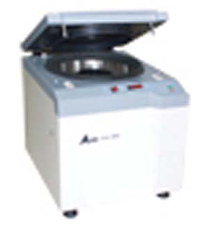 高速臺(tái)式離心機(jī)TGL-10B