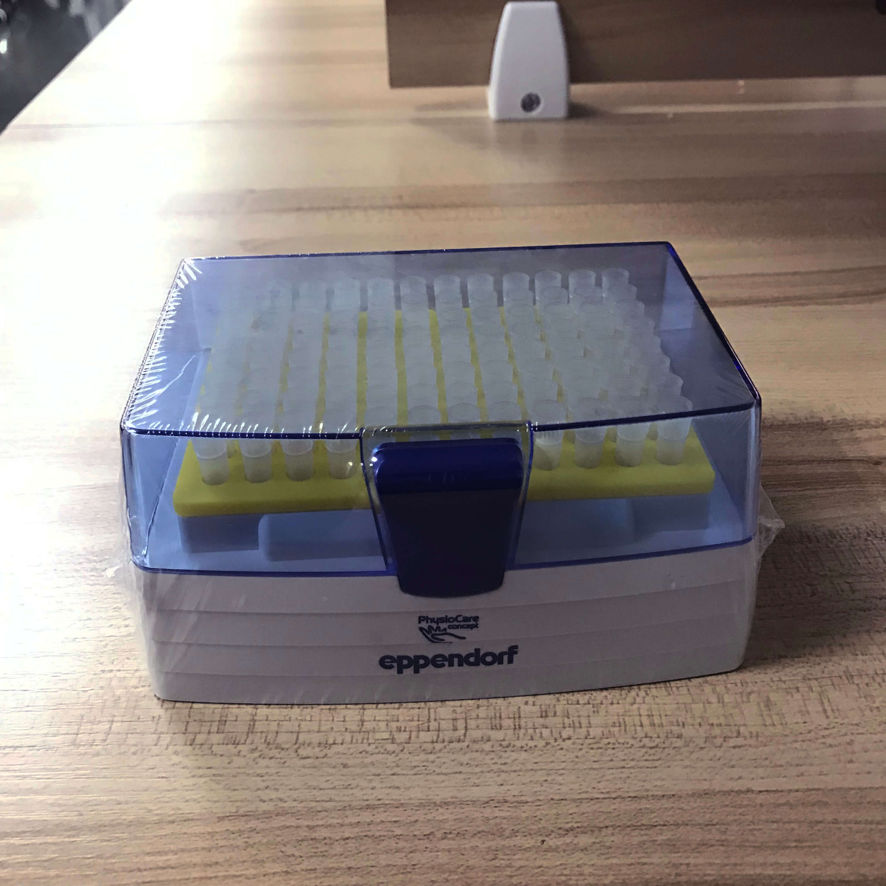 200ul盒裝吸頭 EpTIPS移液器槍頭 無(wú)菌盒裝吸頭35元/盒包郵 96支/盒