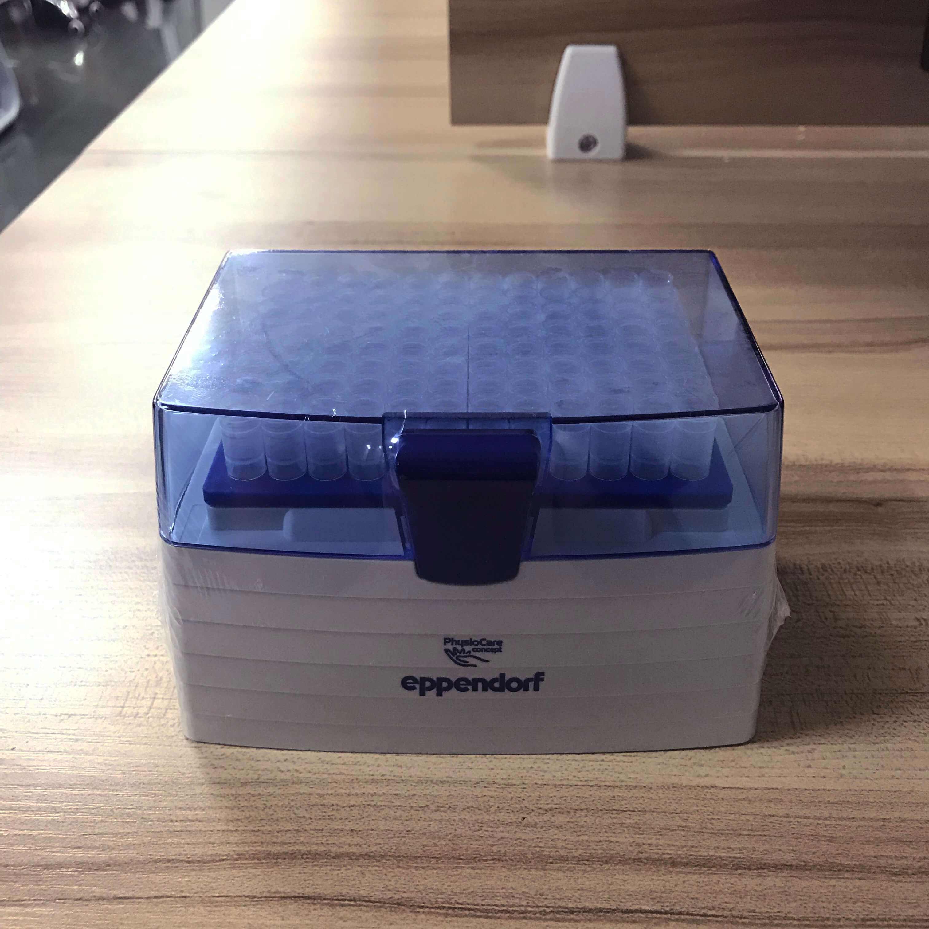 1000ul盒裝吸頭 EpTIPS移液器槍頭 無(wú)菌盒裝吸頭35元/盒包郵 96支/盒