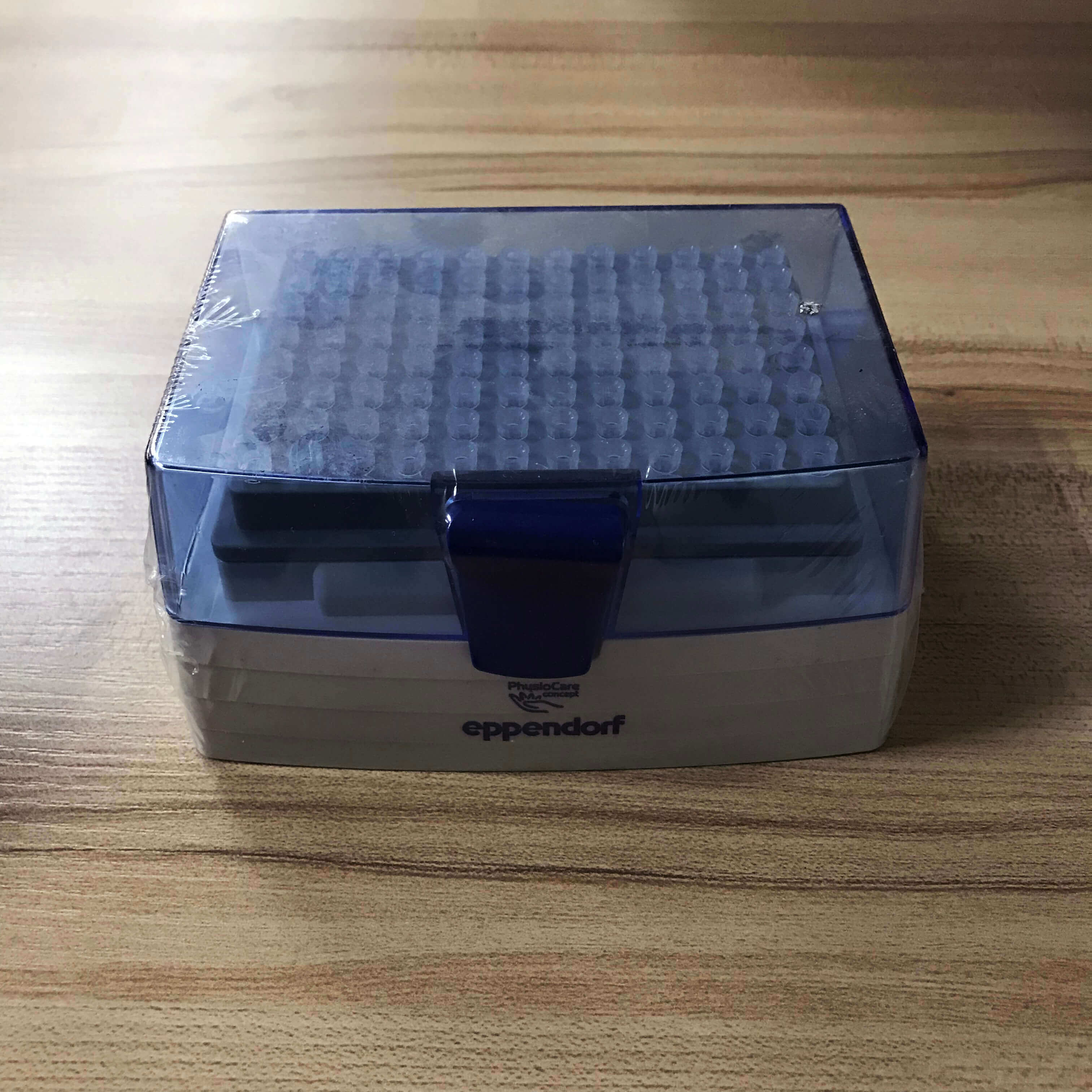 10ul盒裝吸頭 EpTIPS移液器槍頭 無(wú)菌盒裝吸頭35元/盒包郵 96支/盒